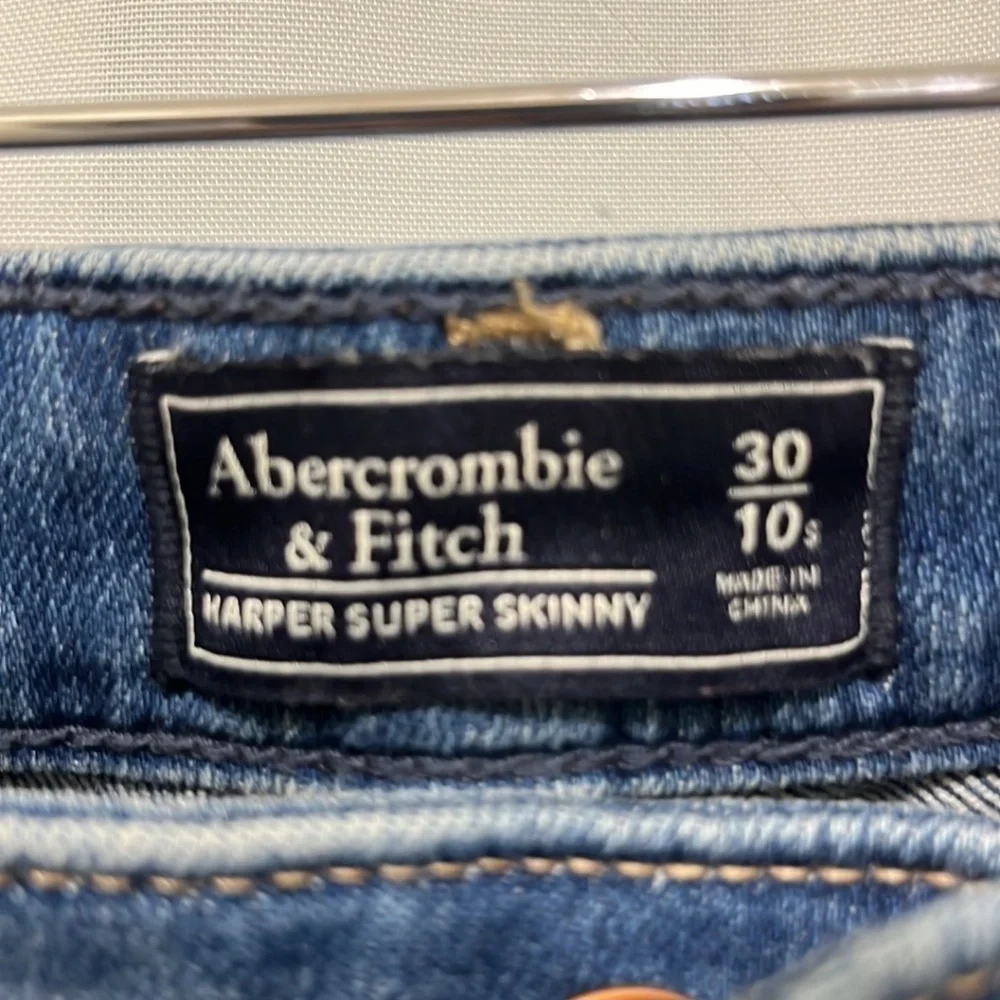 Abercrombie & Fitch Jeans - Picture 2 of 3